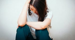 彼氏の肌荒れが汚いのはどう伝えればいい？冷めるのはおかしい？